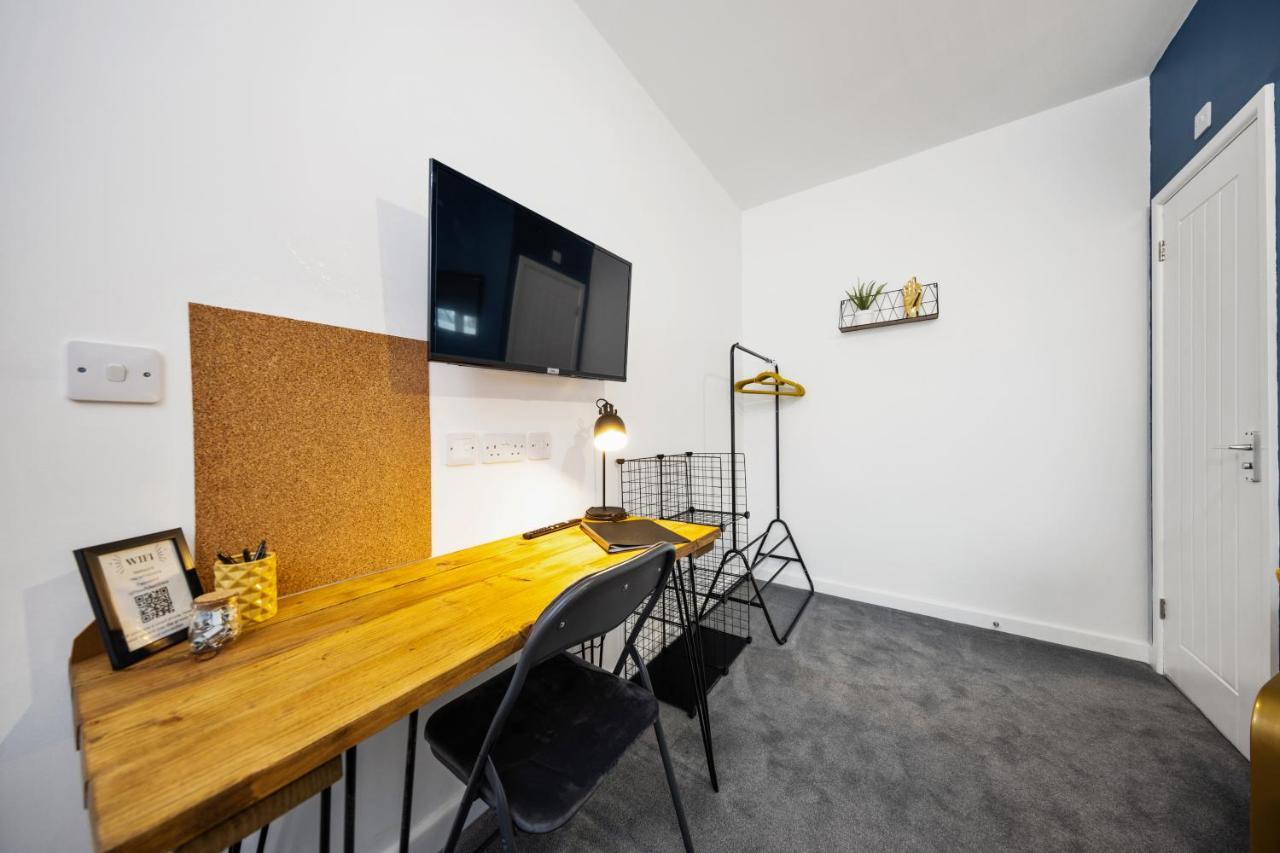 7 Bedroom House Ensuite Rooms, Fully Equipped Kitchen, Free Wifi, Tvs In All Rooms City Centre Close To A46 Inspire Homes Ковънтри Екстериор снимка
